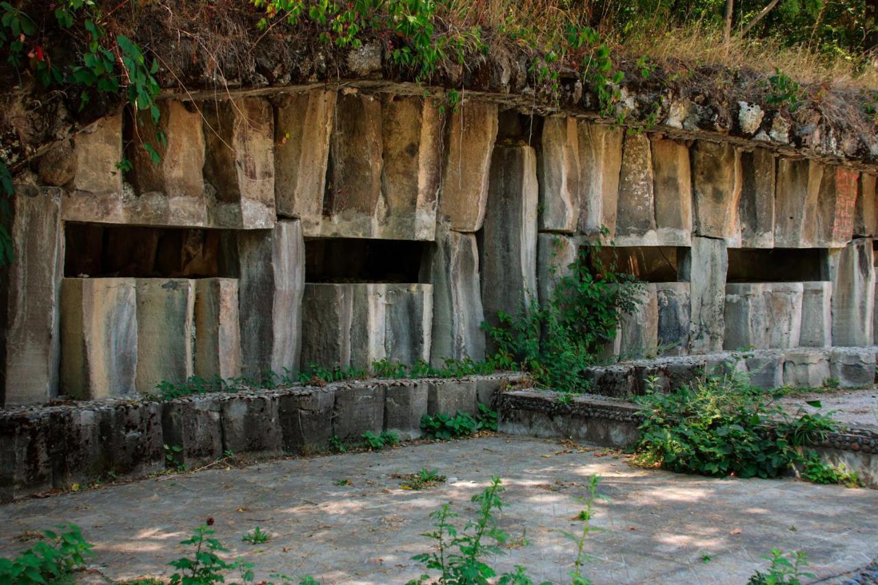 Apricot Aghveran Resort Exterior photo